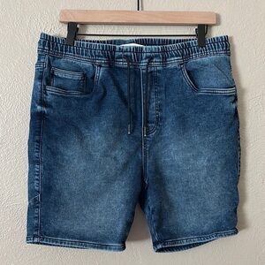 Zara Men’s Pull On Elastic Waist Jean Shorts, XL